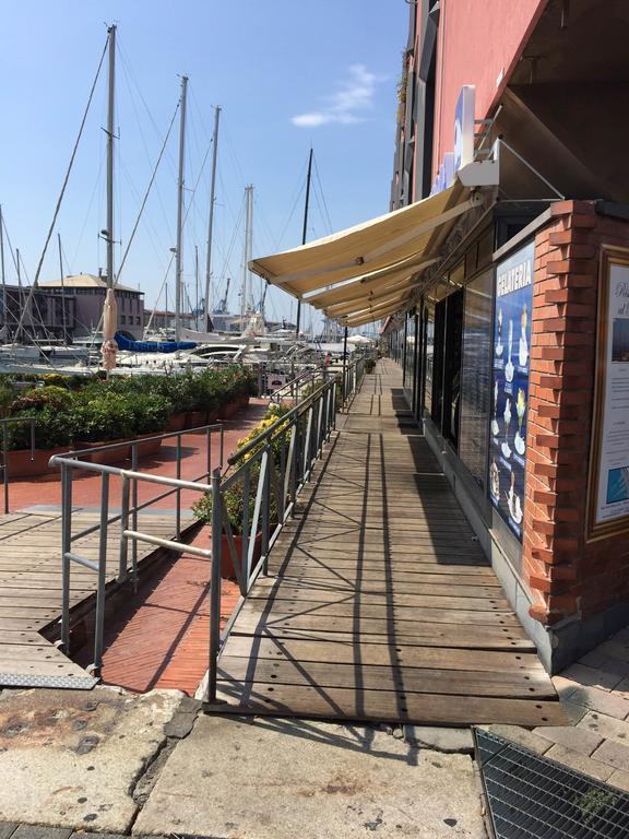 Appartamento Sull'acqua Del Porto Antico *